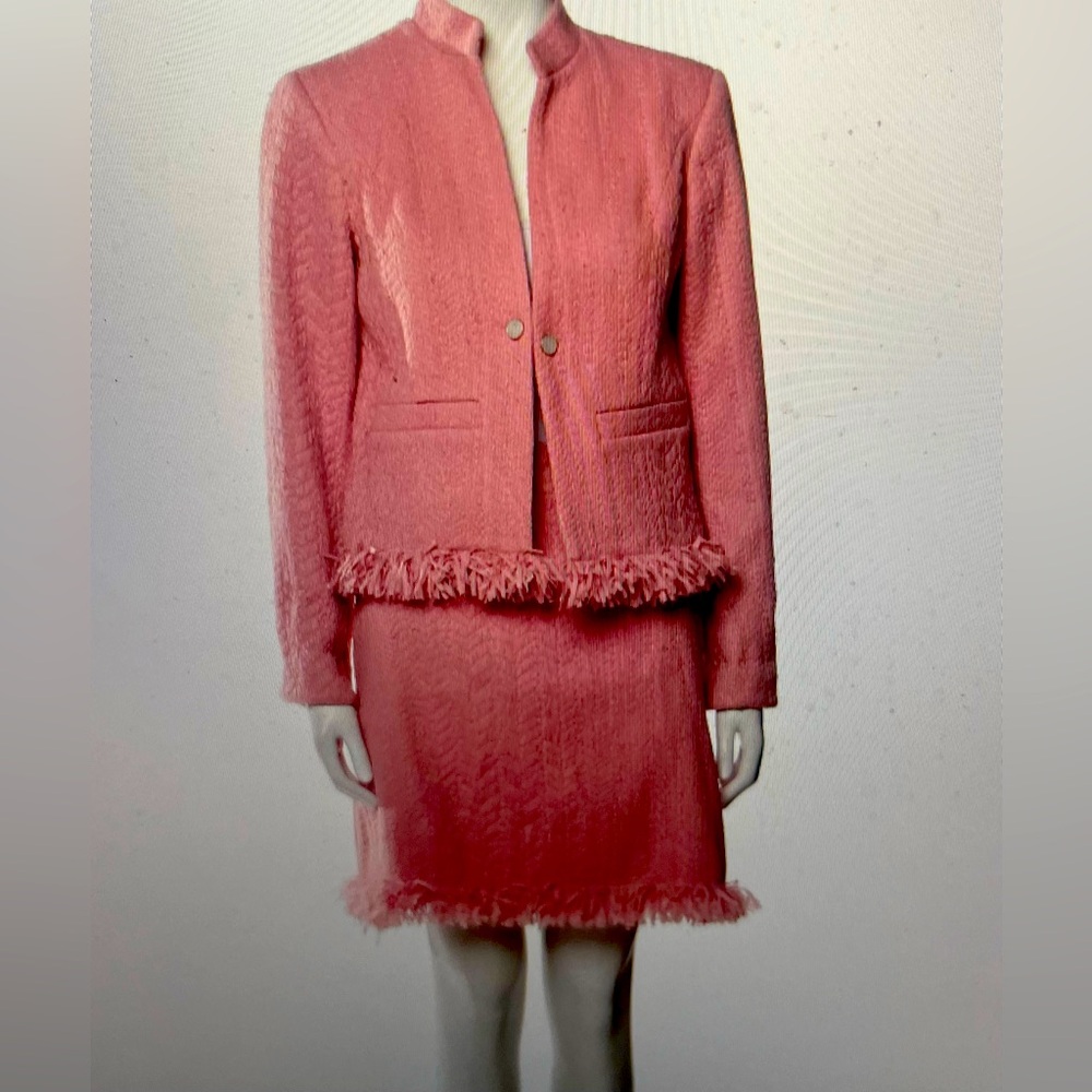 Carlisle collection, suit, two piece, pink with fringe, size 10